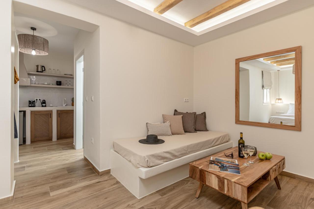 Heavenly Suites & Studios Naxos City Extérieur photo