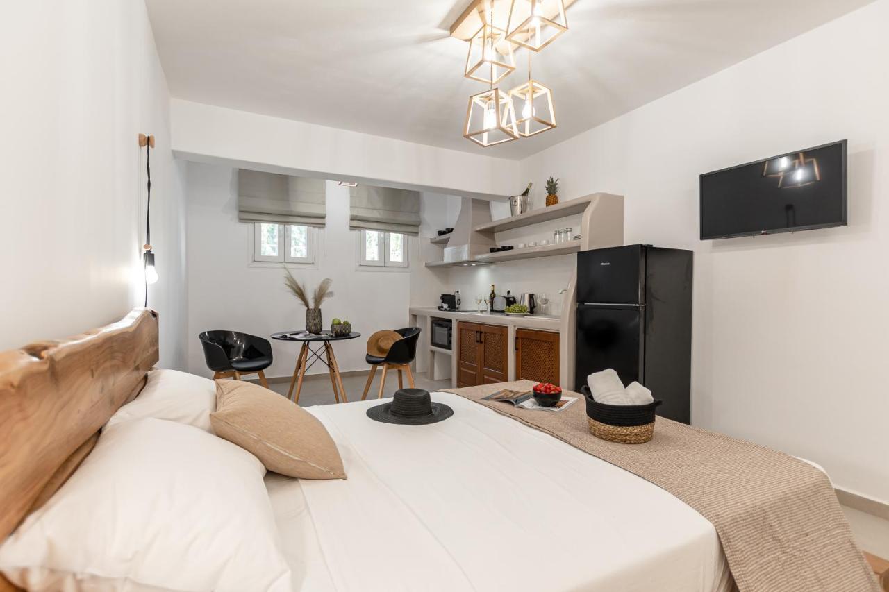 Heavenly Suites & Studios Naxos City Extérieur photo