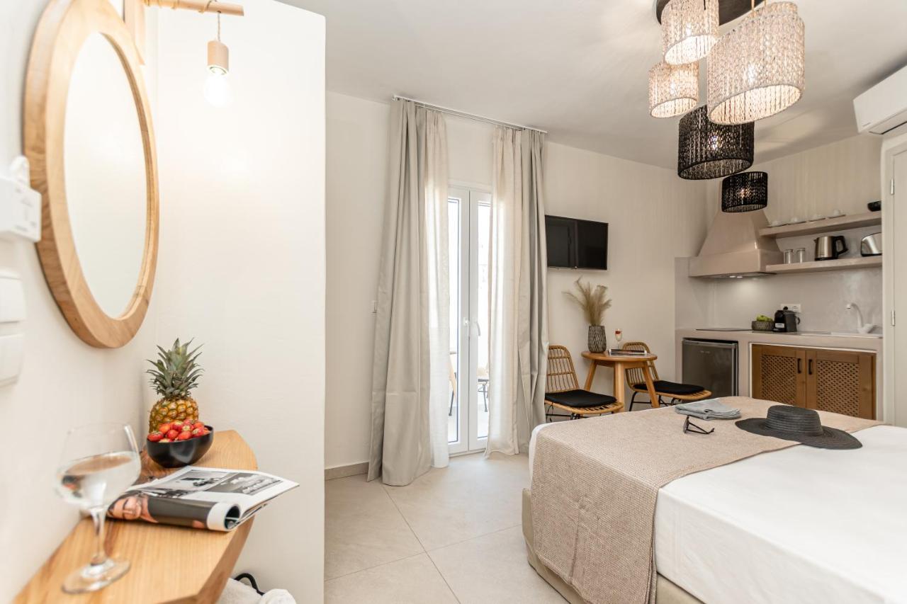 Heavenly Suites & Studios Naxos City Extérieur photo
