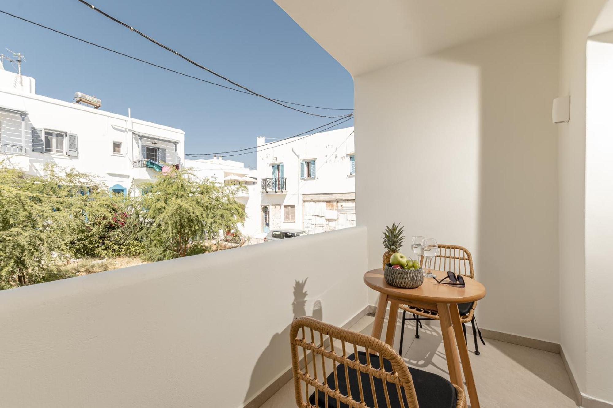 Heavenly Suites & Studios Naxos City Extérieur photo